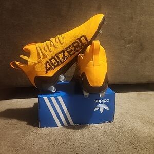 SOOLLDDD!!  Adidas Adizero Primeknit Orange Black Football Cleats HP8747